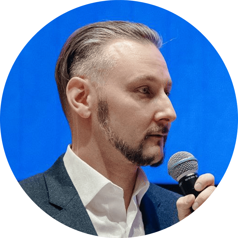 Максим Давиденко - руководитель отдела инновационных проектов Альфа-Лизинга